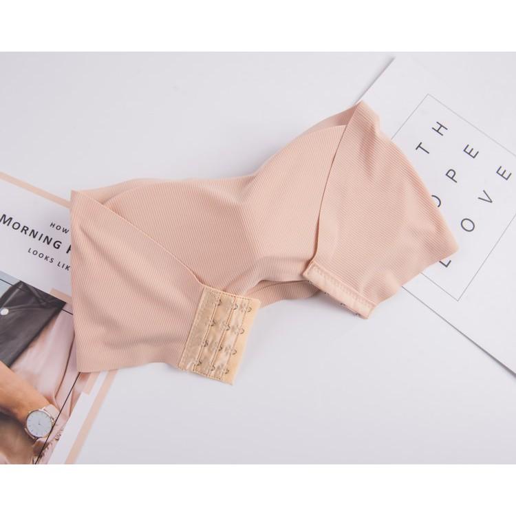 C39.【附胸墊】一片式無痕背心 冰絲無痕防走光背心 冰絲涼感吸濕透氣 一字領透氣露肩小可愛 四排扣抹胸裹胸 隱形內衣-細節圖4