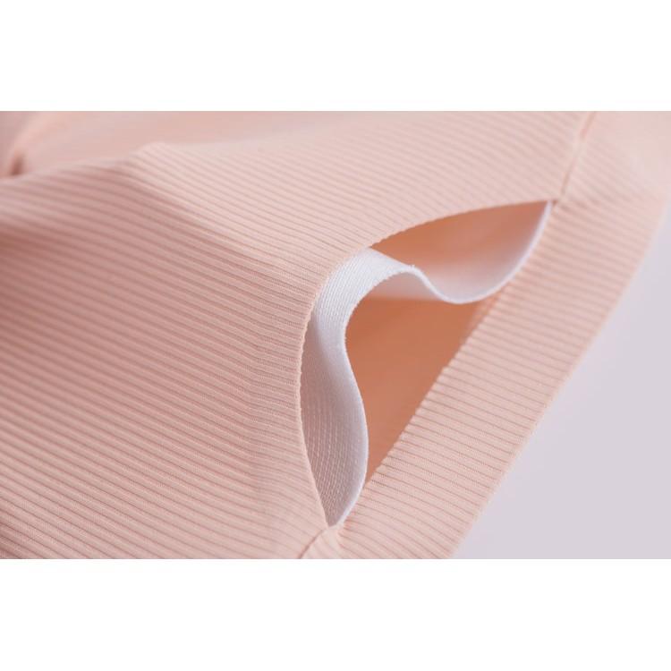 C39.【附胸墊】一片式無痕背心 冰絲無痕防走光背心 冰絲涼感吸濕透氣 一字領透氣露肩小可愛 四排扣抹胸裹胸 隱形內衣-細節圖5