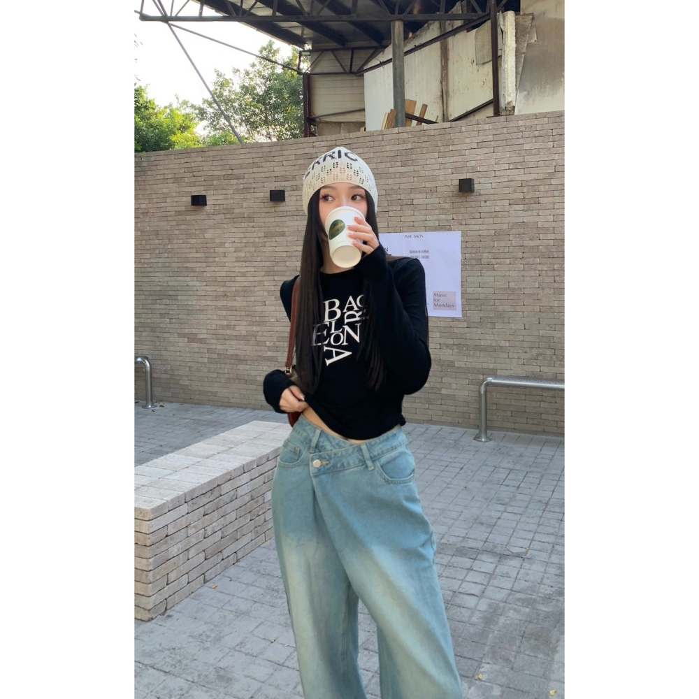 T218✨現貨/美式/紫色/字母/緊身/設計感/長袖字母/T恤上衣/短版上衣/長袖T恤/長袖上衣/學生必備/小紅書穿搭-細節圖5