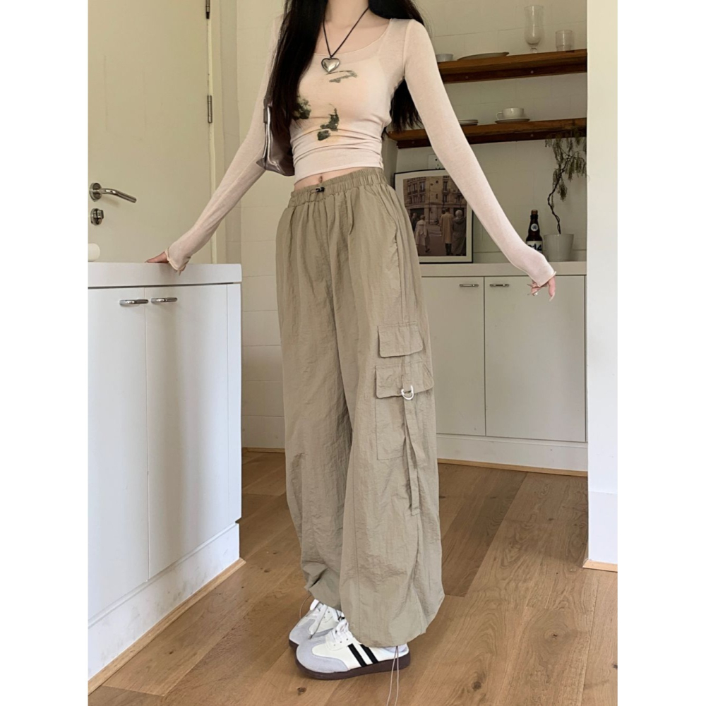 A113✨美式/多巴胺穿搭/工裝褲/Y2K/紫色/休閒長褲/縮口褲/口袋/刷刷褲/涮涮褲/尼龍/快乾褲/防曬/長褲/直筒-細節圖4