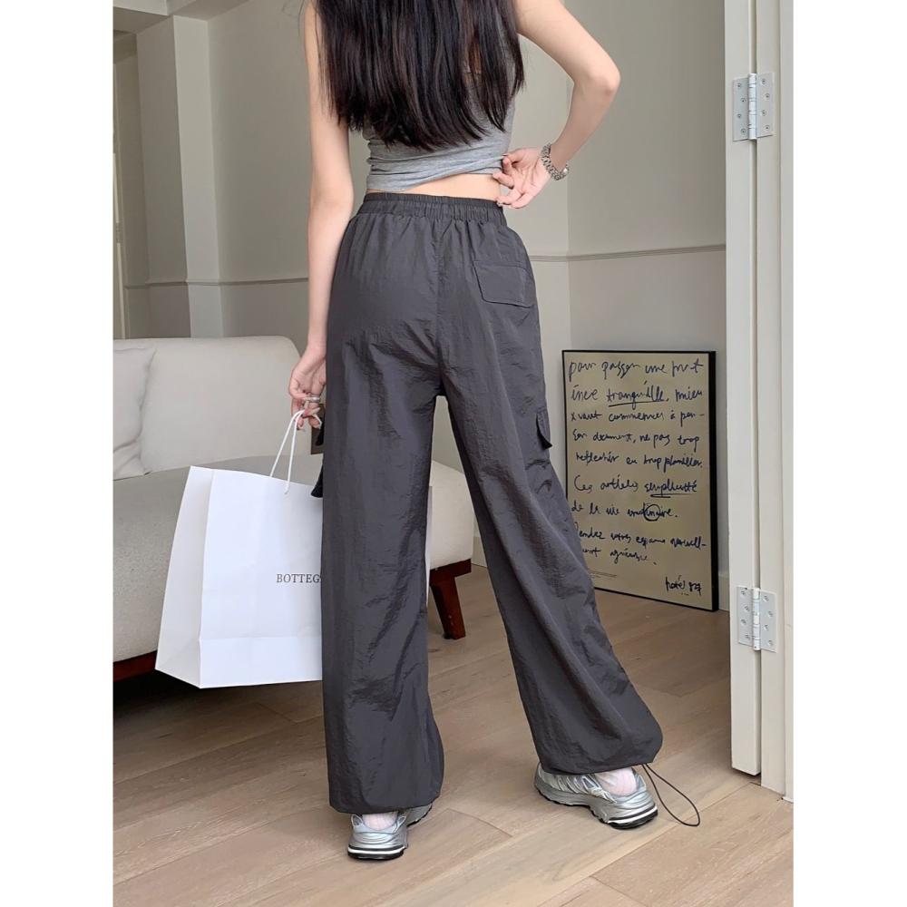 A113✨美式/多巴胺穿搭/工裝褲/Y2K/紫色/休閒長褲/縮口褲/口袋/刷刷褲/涮涮褲/尼龍/快乾褲/防曬/長褲/直筒-細節圖9