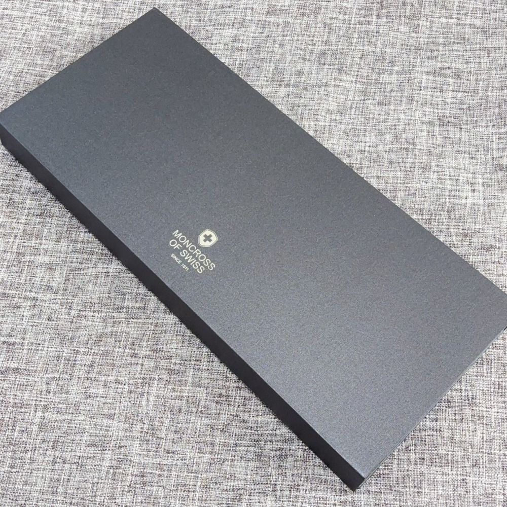 ❤️叮叮百貨❤️全新 現貨2組 瑞士MONCROSS一體成型騎士柄刀具組(1刀1剪)-細節圖2