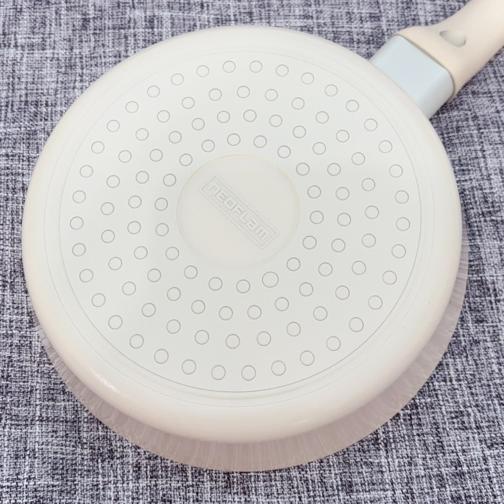 ❤️叮叮百貨❤️全新 NEOFLAM Whitepink系列16cm迷你平底鍋 煎蛋鍋(電磁底)-細節圖2