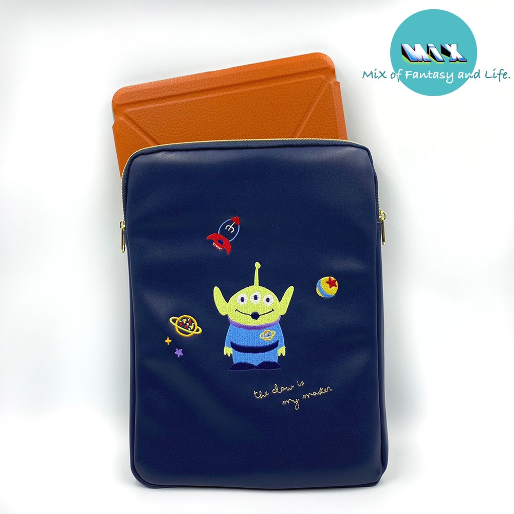 ∞ MiX∞ 日本正版 iPad 11吋 三眼怪 平板包 迪士尼 玩具總動員 收納袋 保護套 皮革包 apple 禮物-細節圖4