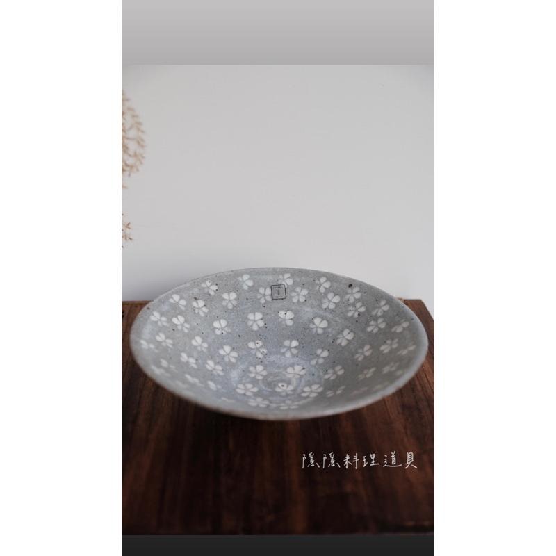 ｜隱隱選物｜【現貨】六魯 黄粉引花占6.5寸/20cm 鉢/盤/日式器皿-細節圖3