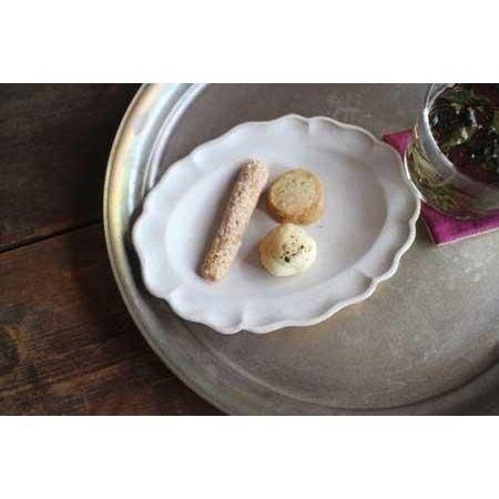 ｜隱隱選物｜【現貨】益子燒 吉澤窯/職人手作 白色橢圓西式盤-細節圖3