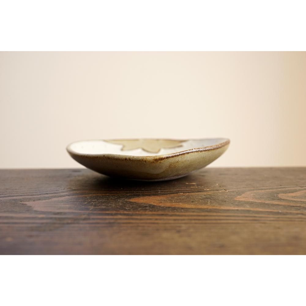 ｜隱隱選物｜【現貨】益子燒 吉澤窯/職人手作 古白草莓器皿-細節圖7