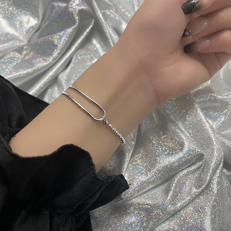 【Miss.情人節】[台灣出貨] 弧形不對稱手鏈 時尚手鏈 韓版甜美設計感手飾品 防過敏 創意手鏈 閨蜜禮物 766-細節圖3