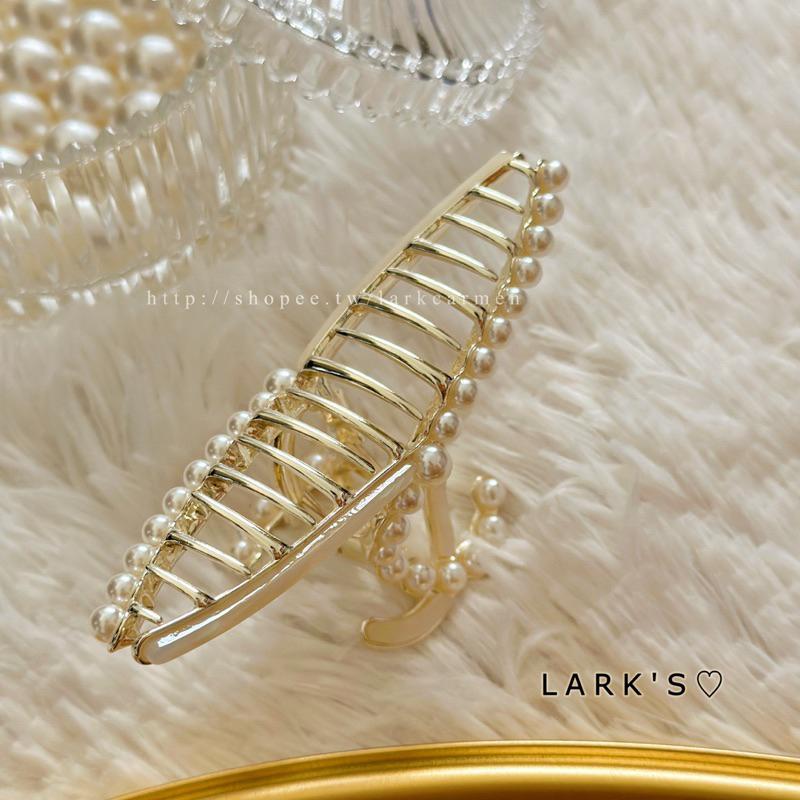 𝗟𝗔𝗥𝗞＇𝗦 ♡ 現貨｜正韓🇰🇷 精緻雙𝑪珍珠人魚姬 醋酸 重磅 合金 鯊魚夾-細節圖6