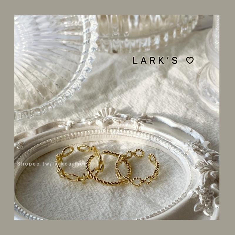 𝗟𝗔𝗥𝗞＇𝗦 ♡ 現貨｜合金 蕾絲皇冠簍空戒指 3入 開口 戒指組-細節圖6