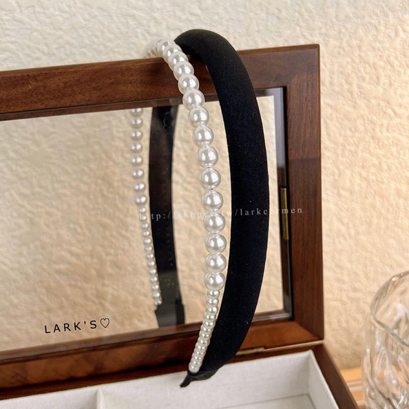 𝗟𝗔𝗥𝗞＇𝗦 ♡ 現貨｜法式赫本風 綢緞面 拼接 珍珠髮箍｜𝟐色-細節圖6