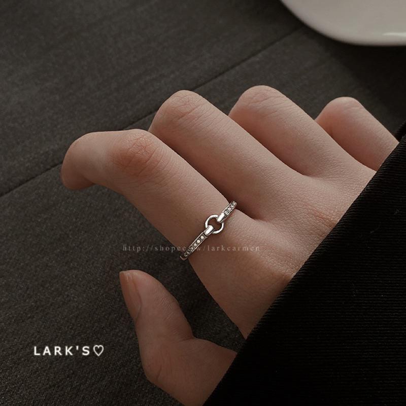 𝗟𝗔𝗥𝗞＇𝗦 ♡ 現貨｜925純銀 簡約圓環排鑽戒指 開口戒指｜𝟐色-細節圖4