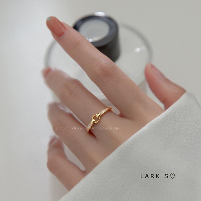 𝗟𝗔𝗥𝗞＇𝗦 ♡ 現貨｜925純銀 簡約圓環排鑽戒指 開口戒指｜𝟐色-細節圖5