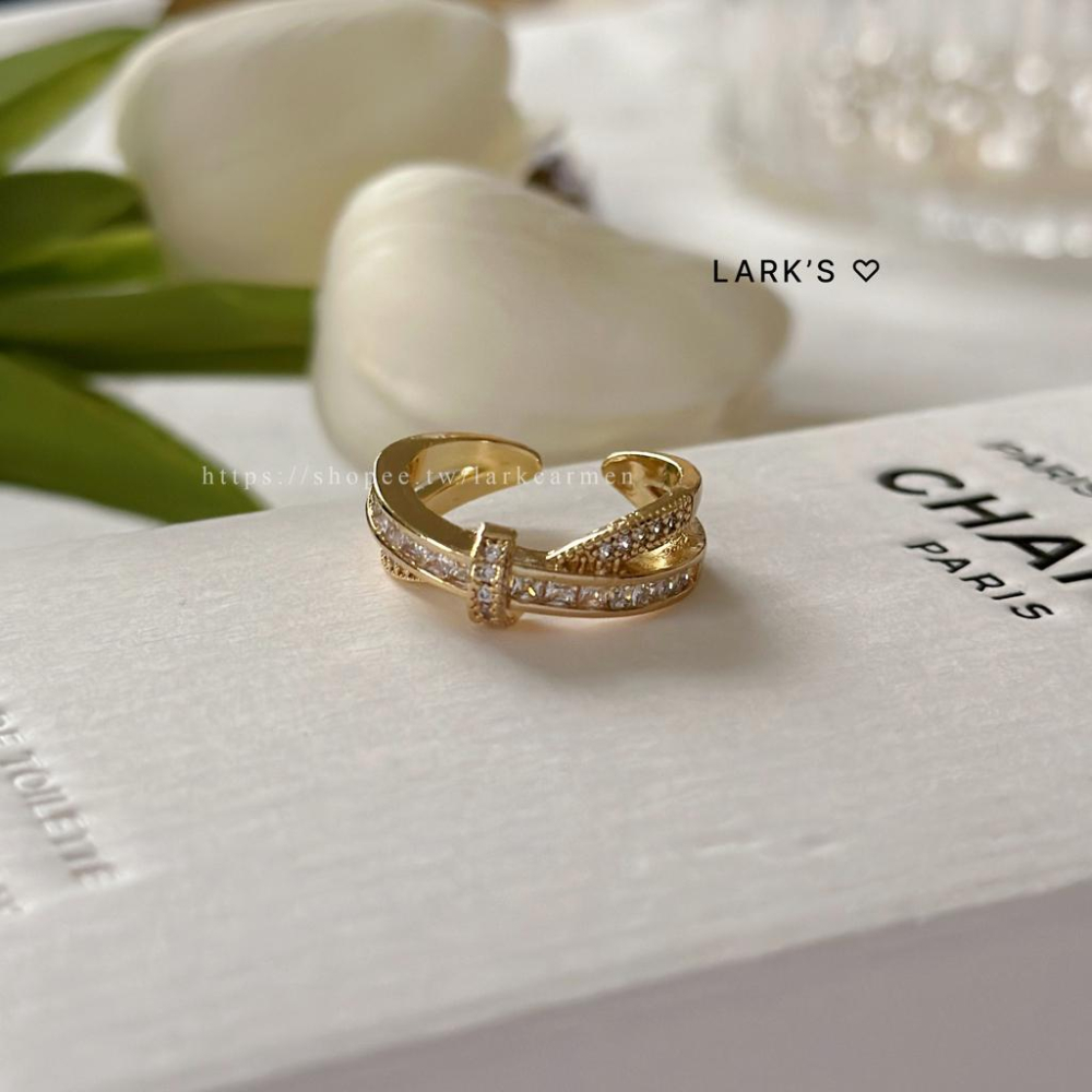𝗟𝗔𝗥𝗞＇𝗦 ♡ 現貨｜合金 奢華滿鑽打結排鑽鋯石戒指 開口戒指-細節圖2