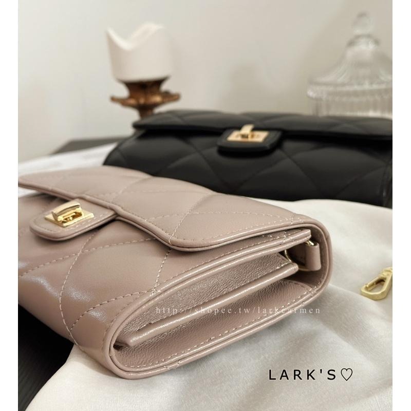 𝗟𝗔𝗥𝗞＇𝗦 ♡ 預購｜自訂款 大款✦ 真皮羊皮大菱格 長夾 woc 鏈條包｜2色-細節圖2
