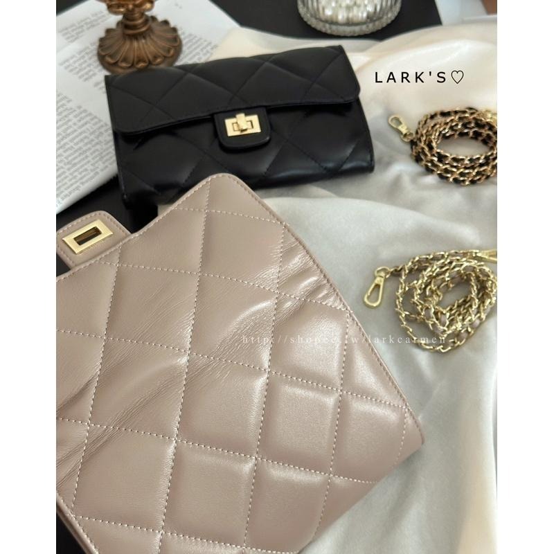 𝗟𝗔𝗥𝗞＇𝗦 ♡ 預購｜自訂款 大款✦ 真皮羊皮大菱格 長夾 woc 鏈條包｜2色-細節圖3