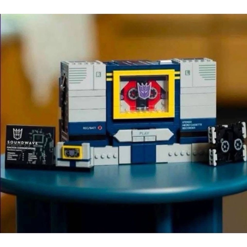 【高雄∣阿育小舖】LEGO 10358 變形金剛：音波 Transformers Soundwave-細節圖4