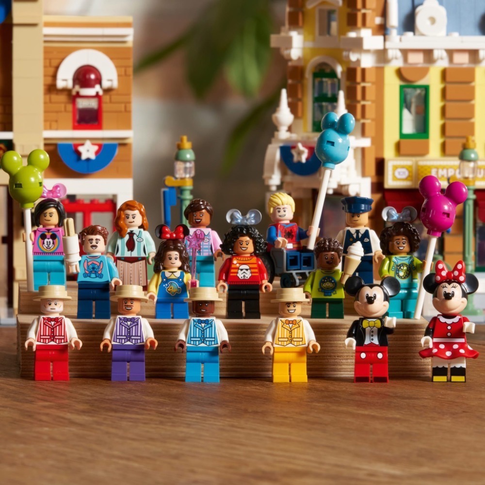 【高雄∣阿育樂高】LEGO 43302 迪士尼 美國小鎮大街 Main Street U.S.A-細節圖3