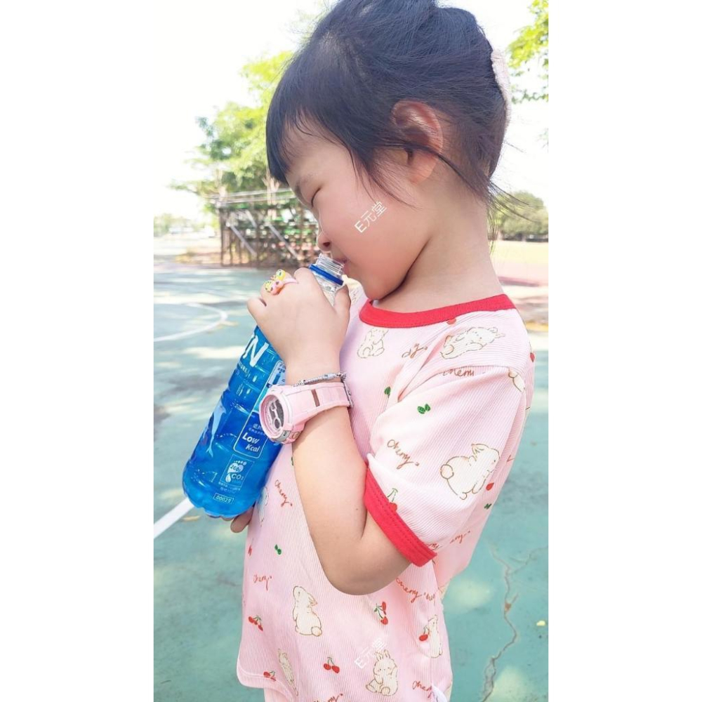 (現貨，附發票)夏季涼感~兒童冰絲撞色套裝 兒童冰絲套裝 兒童套裝 兒童短袖套裝 E元堂-細節圖7