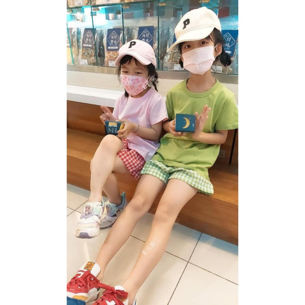 (現貨，附發票)春秋款撞色簡約風兒童棒球帽 兒童遮陽帽 超好搭配 百變時尚 E元堂-細節圖4