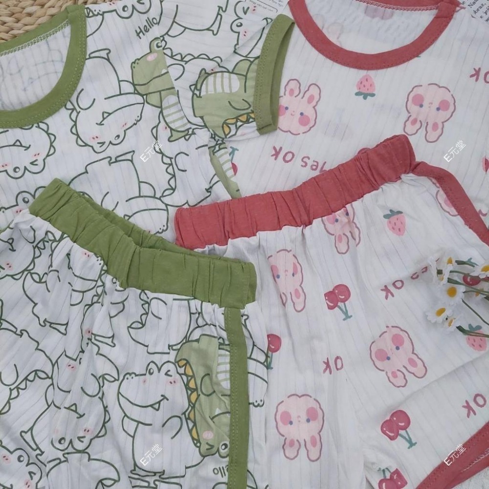 (現貨，附發票)夏季涼感~兒童抽條莫代爾印花套裝 兒童居家服 兒童套裝 男童套裝 女童套裝 兒童睡衣 E元堂-細節圖3