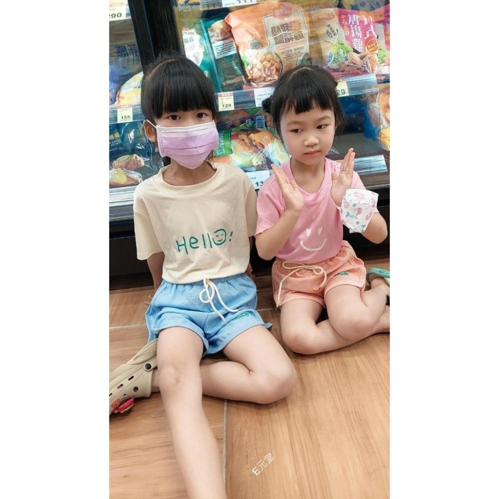 (現貨，附發票)夏季涼感~兒童冰絲簡約風T恤 兒童冰絲T恤 兒童T恤 兒童短袖上衣 H289-細節圖9