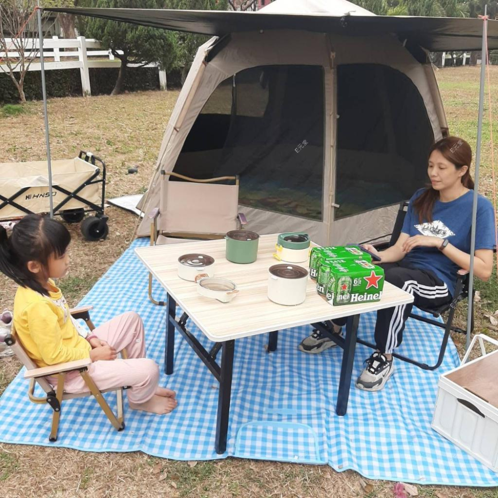 (現貨，附發票)摺疊桌 探鋼材質 桌腳加粗 輕易收納 露營 居家 皆可使用 E元堂-細節圖3