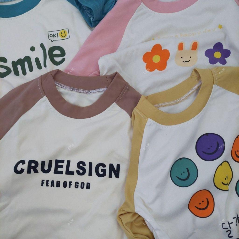 (現貨，附發票)秋冬款~兒童拼色薄款德絨上衣 適合台灣春秋季節 E元堂-細節圖4