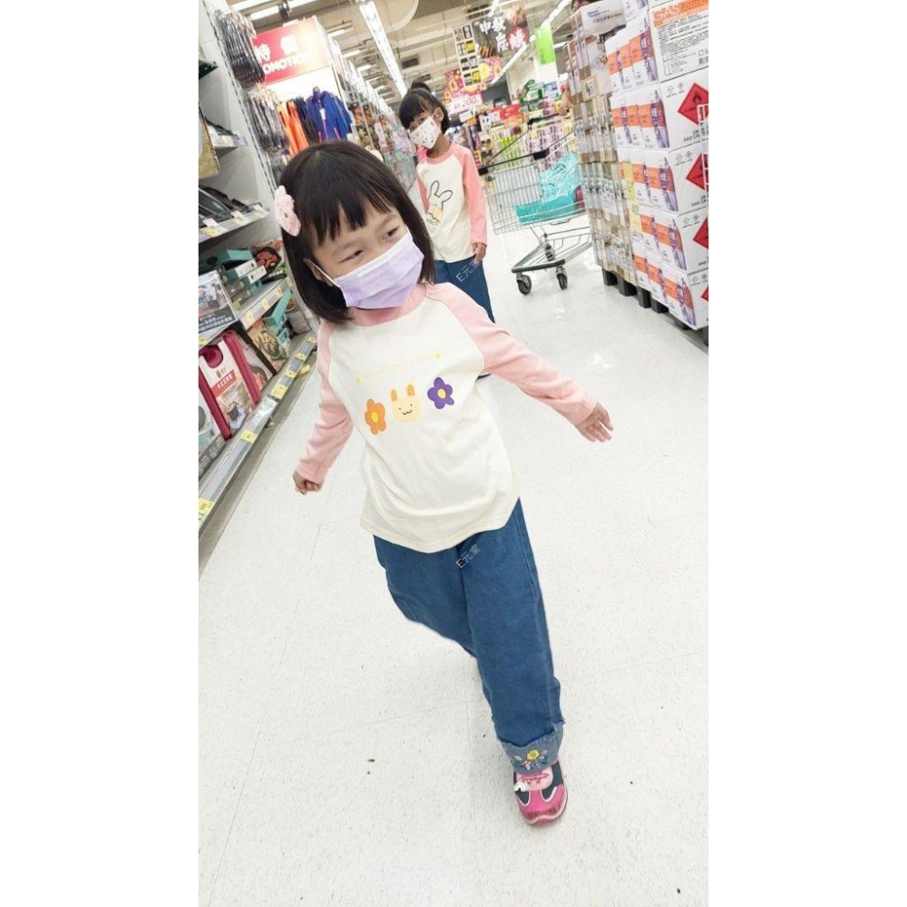 (現貨，附發票)秋冬款~兒童拼色薄款德絨上衣 適合台灣春秋季節 E元堂-細節圖6