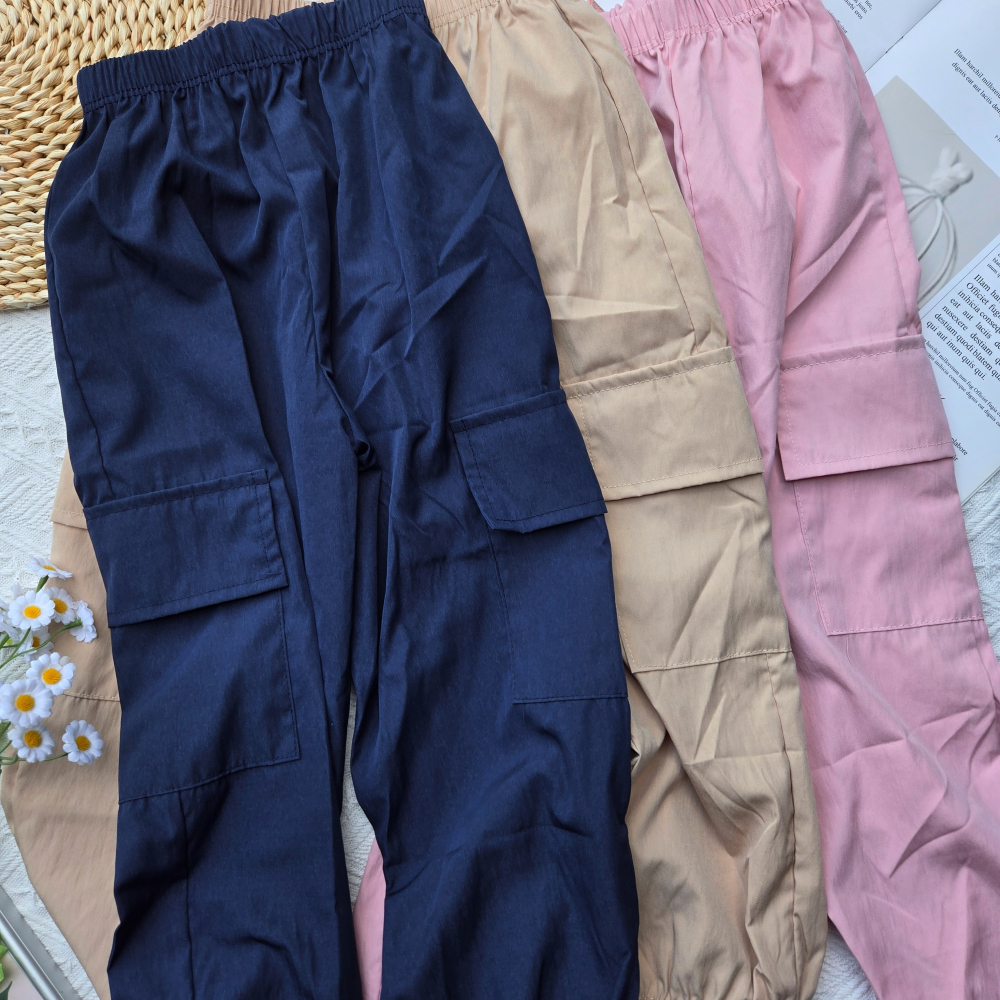 (現貨)夏季涼感~中童童裝 大童童裝 輕薄款速乾工裝褲 大童長褲 兒童長褲 大童工裝褲-細節圖3