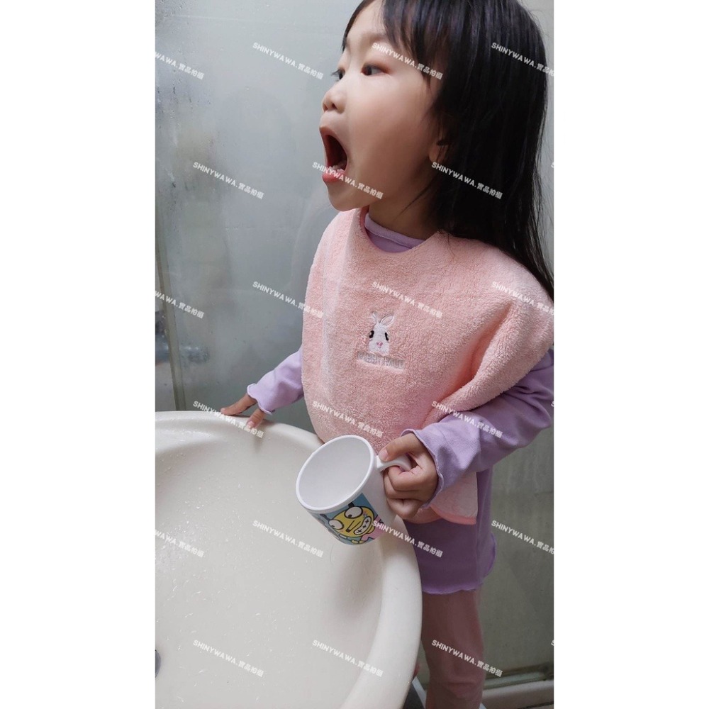 大人小孩皆可使用~防水潄洗巾 防水圍兜 兒童潄洗巾 兒童洗臉巾 老人口水巾 老人圍兜 H225-細節圖6