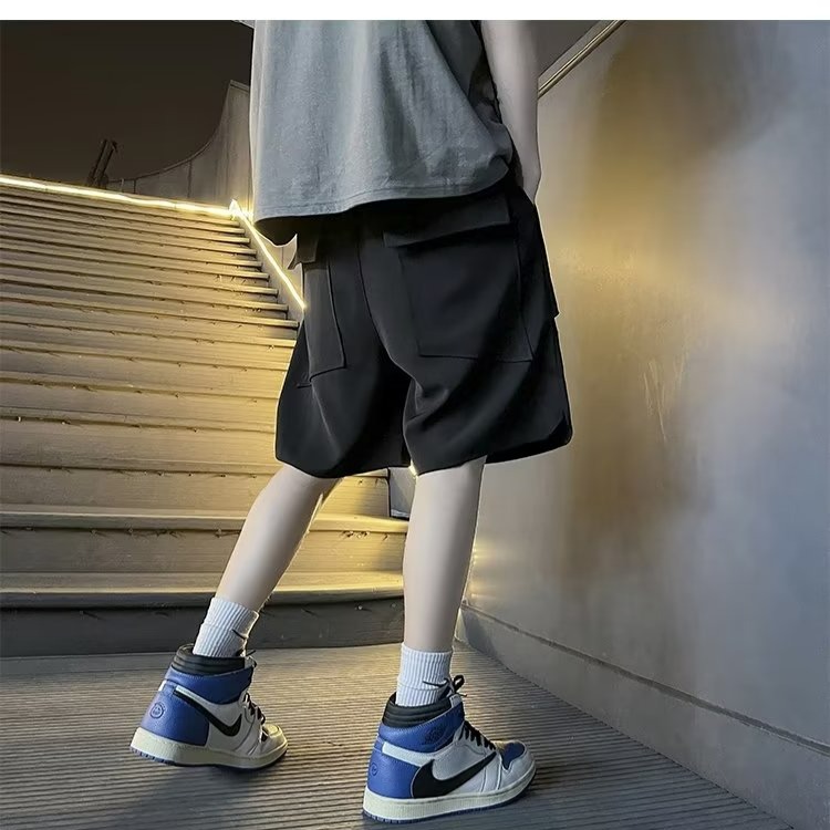 『癮品流行』美式冰絲短褲 夏季薄款 五分褲 速乾運動褲 寬鬆闊腿 純色簡約 休閒百搭 M-3XL-細節圖6