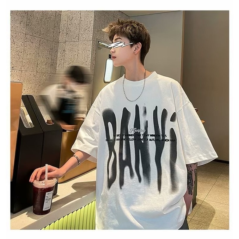 『癮品流行』夏季男生T恤 圓領上衣 美式復古高街字母印花純棉T恤 設計感 休閒百搭 大碼寬鬆 M-5XL-細節圖5