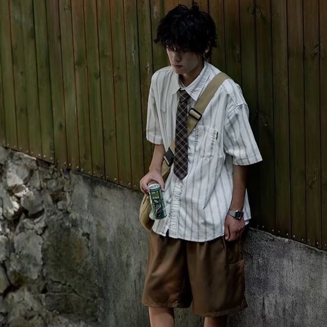 『癮品流行』男生夏季襯衫 冰絲薄款 條紋襯衫外套 短袖襯衣 五分袖翻領上衣 休閒百搭 設計感 M-3XL-細節圖3