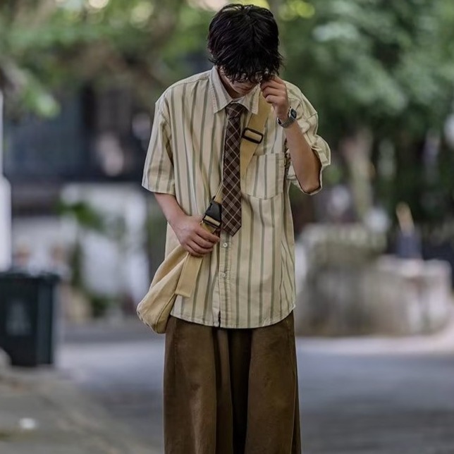 『癮品流行』男生夏季襯衫 冰絲薄款 條紋襯衫外套 短袖襯衣 五分袖翻領上衣 休閒百搭 設計感 M-3XL-細節圖5