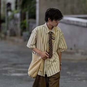 『癮品流行』男生夏季襯衫 冰絲薄款 條紋襯衫外套 短袖襯衣 五分袖翻領上衣 休閒百搭 設計感 M-3XL-細節圖7