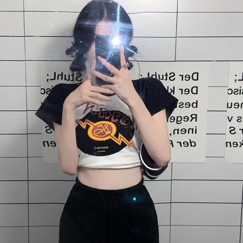 『癮品流行』美式復古字母印花拚色短袖上衣 拚色短袖 拚色圓領短袖上衣 拼接撞色短袖短版 性感短袖露臍裝-細節圖4