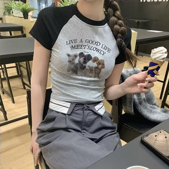 『癮品流行』復古 辣妹 撞色 正肩短袖  上衣T恤女夏  緊身  顯瘦  小眾別緻 獨特印花 短版上衣-細節圖4