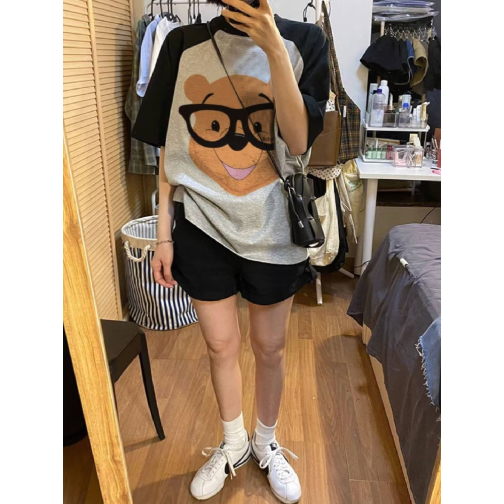 『癮品流行』純棉 港味 小熊維尼印花 T恤 女款 夏季學生 設計感上衣 薄款女生拼接寬鬆上衣-細節圖4