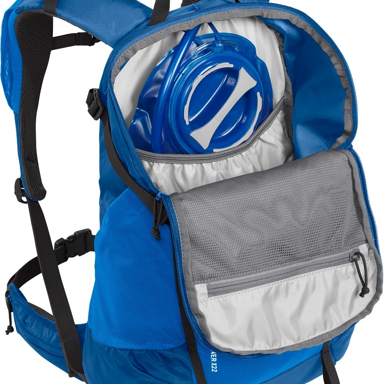 Camelbak Rim Runner X22 登山健行背包 (附2L快拆水袋) 天藍 背包 水袋背包-細節圖4