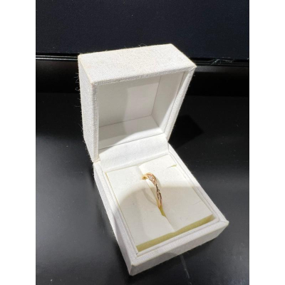 Vendome Aoyama VA鑽石戒指(材質：10K黃金、鑽石(約0.01ct)