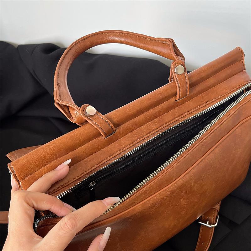 MDMS⭐文藝包/復古/郵差包/中包/女包/多隔層/公事包/高質感/油蠟皮//斜背包/側背包/單肩包/斜挎包B818-細節圖9