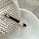 精緻實用派~輕奢黑白山茶花珍珠水鑽絲絨髮夾 CR11-003-規格圖11