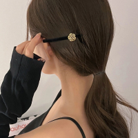 絲絨質地~精緻復古氣質山茶花高級感一字彈簧夾 QS63-005