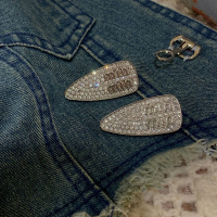 甜系少女閃亮銀色滿鑽字母miumiu高級感精緻小邊夾 QS81-005