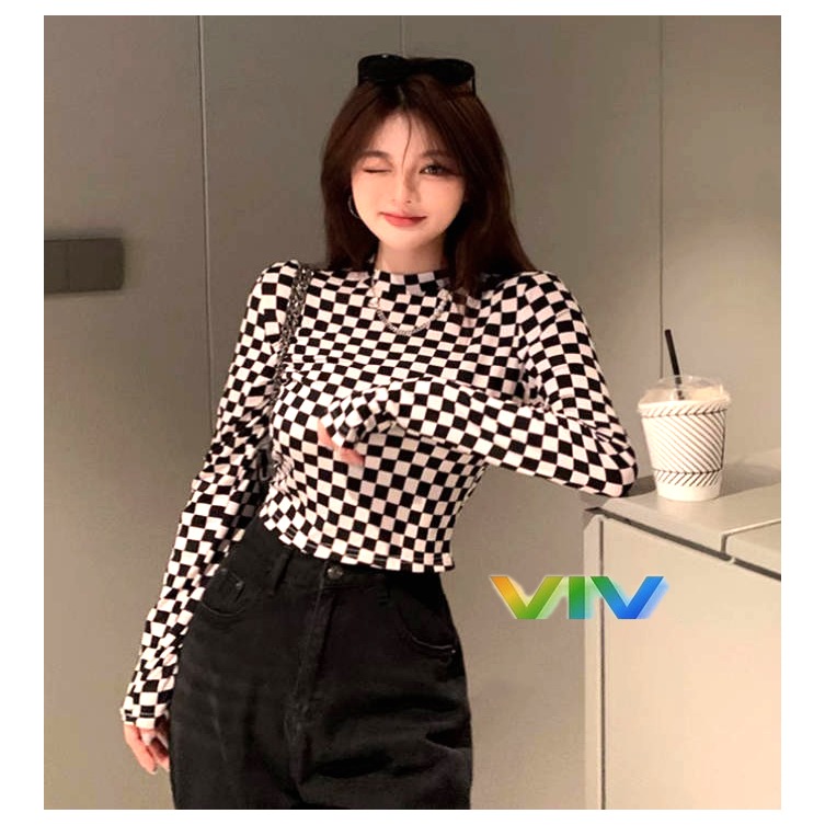 【viv】🇹🇼復古黑白格子小高領長袖上衣/ 短版好看性感顯瘦棉T/棋盤格美式上衣-細節圖6