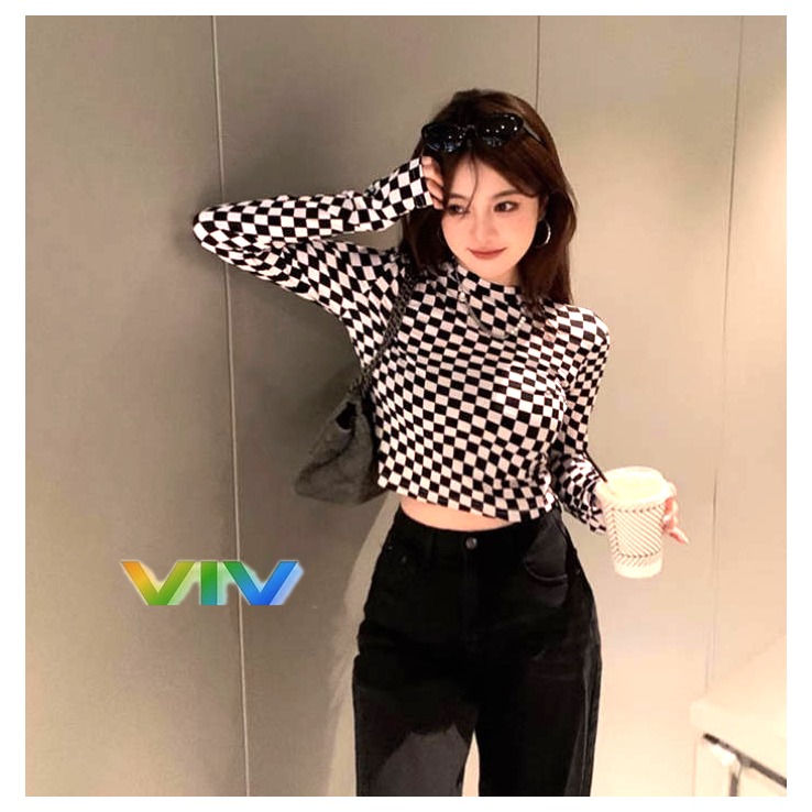 【viv】🇹🇼復古黑白格子小高領長袖上衣/ 短版好看性感顯瘦棉T/棋盤格美式上衣-細節圖7