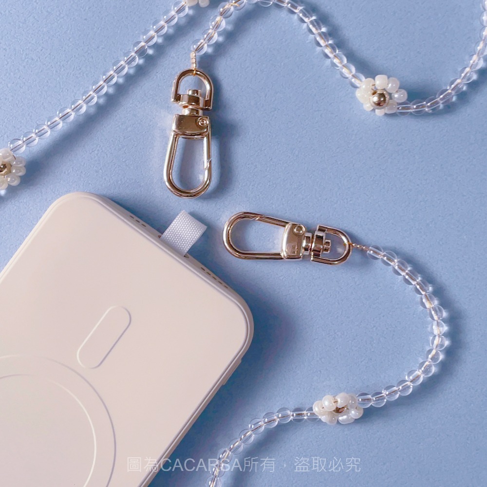 ☆現貨☆日系小花 串珠造型 手機掛鍊 (贈手機墊片) 白色小花 手機鍊 日系手機繩 手機掛鍊 斜背帶 包包背帶 手機鍊-細節圖2