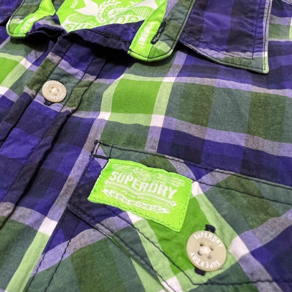 【近全新】 SuperDry 短袖襯衫 短袖格紋襯衫 格紋襯衫 小版男裝 二手襯衫 二手衣 休閒襯衫 極度乾燥-細節圖3