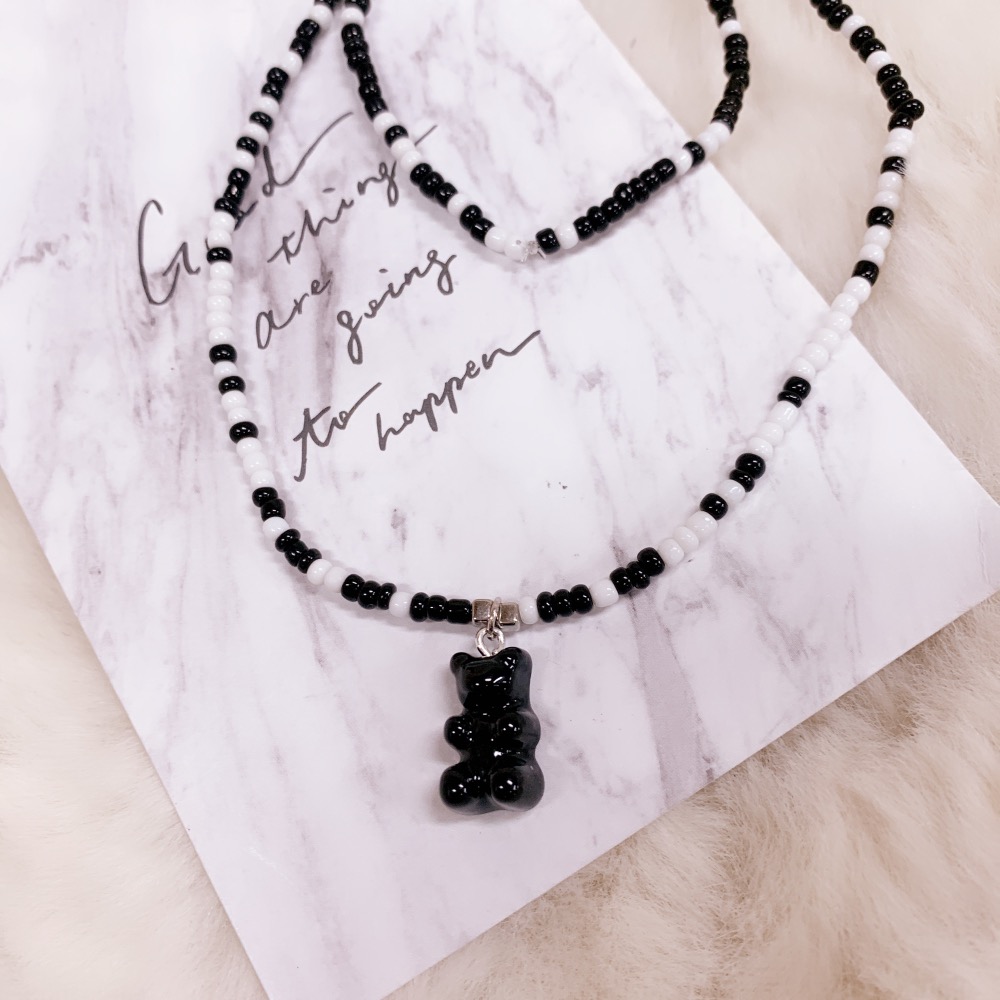 軟糖小熊酷酷手工串珠項鍊手鍊兩用百搭黑串珠項鍊 甜酷風撞色米珠項鍊多巴胺項鍊小眾頸鍊-細節圖3